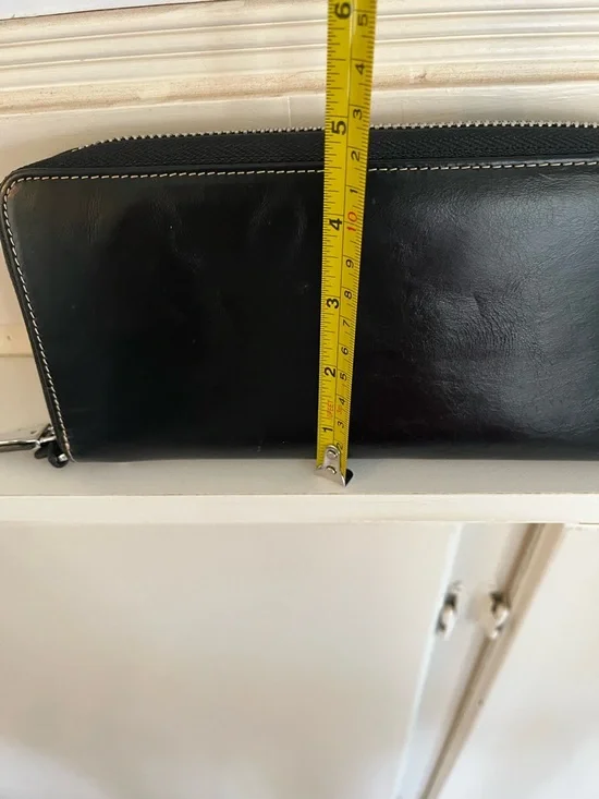 Black Leather Zip Wristlet Wallet - Picture 10 of 10